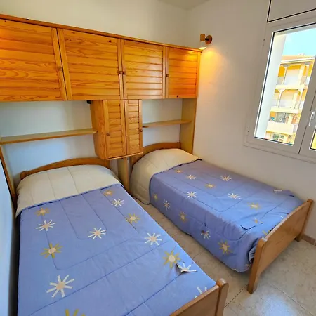 Global Immo 3289 Port Thalassa Apartment